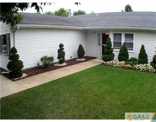 44 Long Road Freehold, NJ 07728 - Photo 2 of 25
