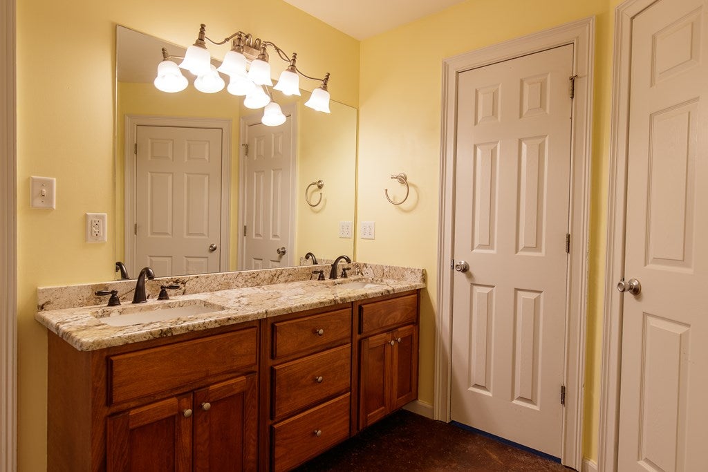 1995 Lloyd Jackson Road Valdosta, GA 31601 - Photo 17 of 32 Gallery Image 17