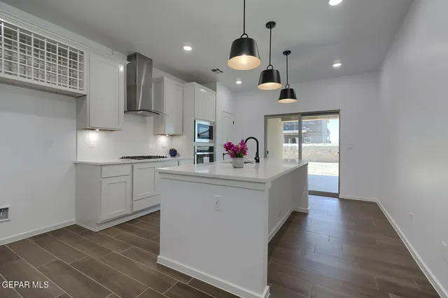 $291,950 | 449 Davis Greenwood Court, Vinton, TX 79821