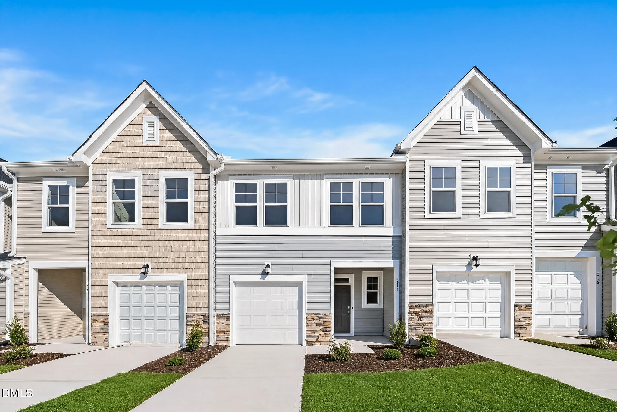 214 Tree Moss Court Rolesville, NC 27571 - Photo 1 of 30 SUN_ParkerRidge_Pic_CarsonII-11