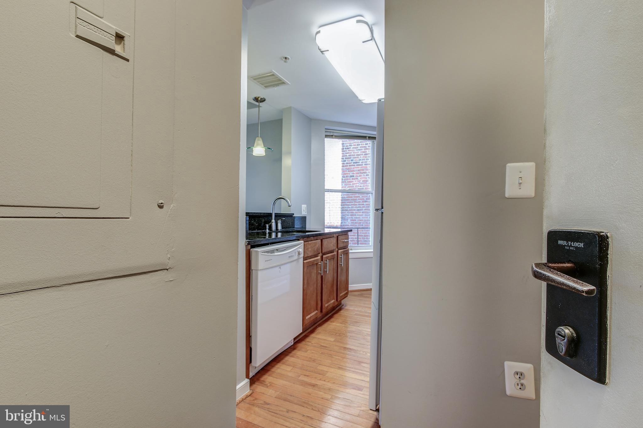 1108 Columbia Road Northwest, Unit 201 Washington, DC 20009 - Photo 8 of 34 Interior
