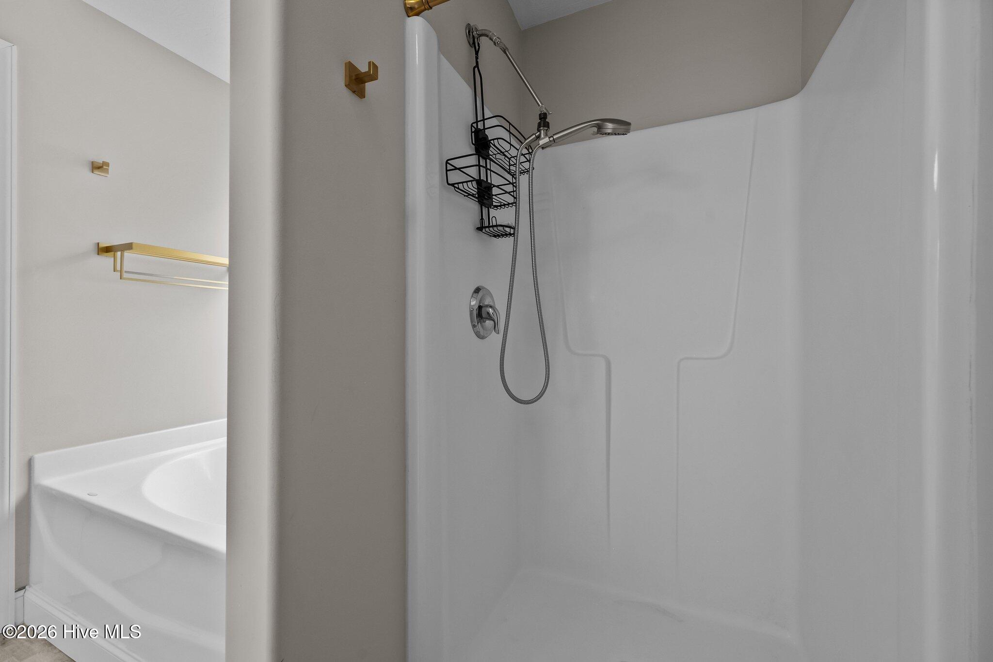 508 Azalea Drive Hampstead, NC 28443 - Photo 31 of 38 En Suite - Bathroom # 1
