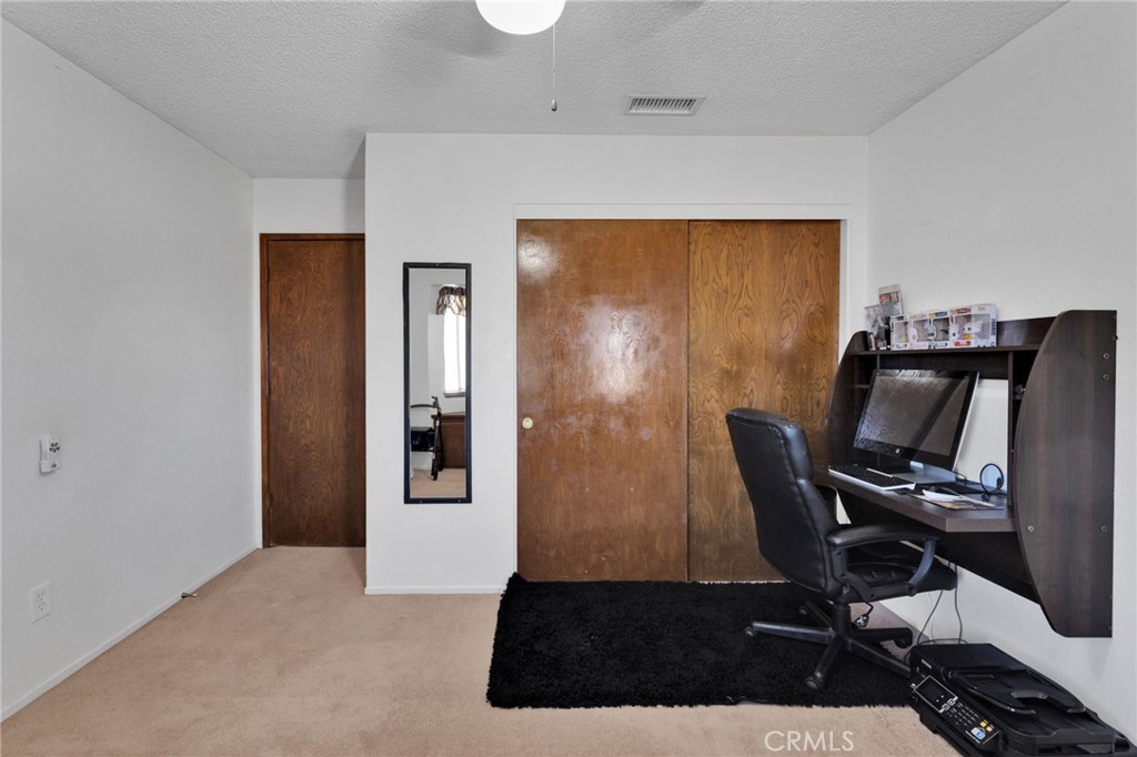 11574 Silver Rock Road Pinon Hills, CA 92372 - Photo 20 of 56