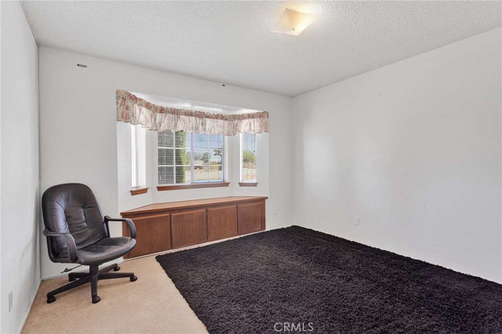 11574 Silver Rock Road Pinon Hills, CA 92372 - Photo 21 of 56