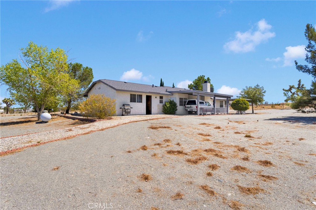 11574 Silver Rock Road Pinon Hills, CA 92372 - Photo 40 of 56