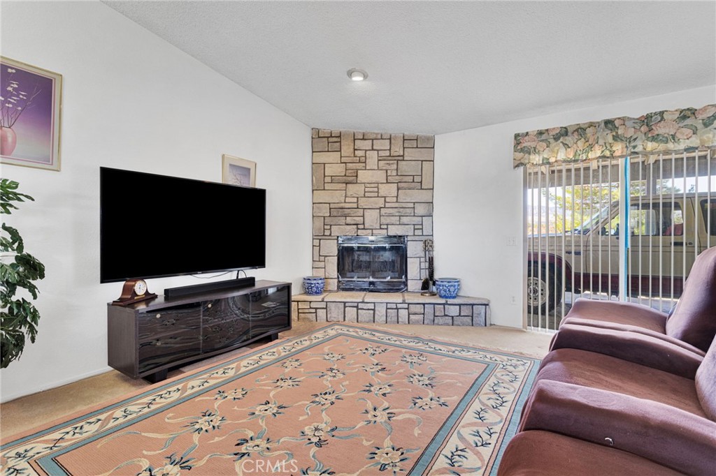 11574 Silver Rock Road Pinon Hills, CA 92372 - Photo 9 of 56