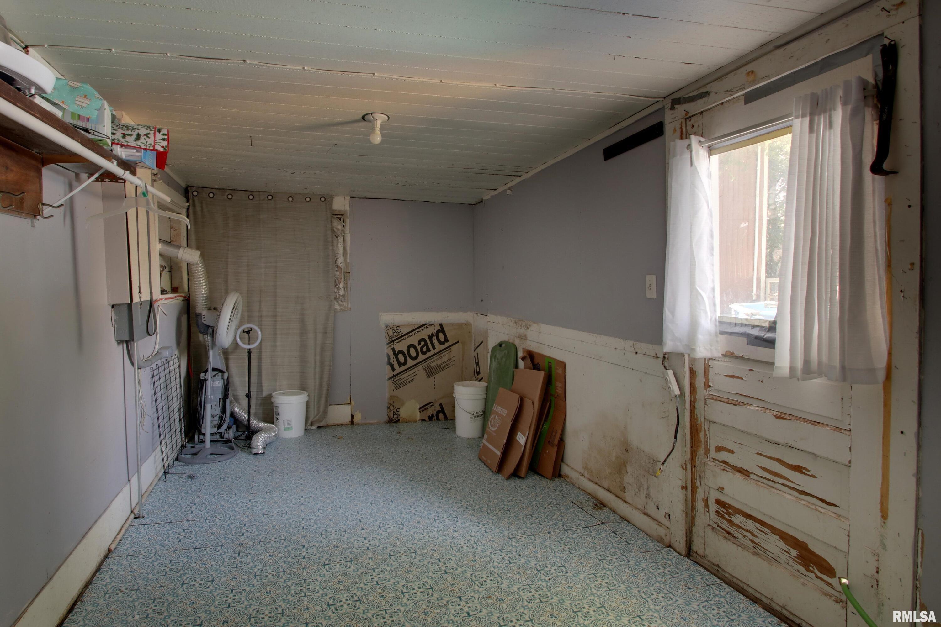 15 North Main Street Basco, IL 62313 - Photo 21 of 28