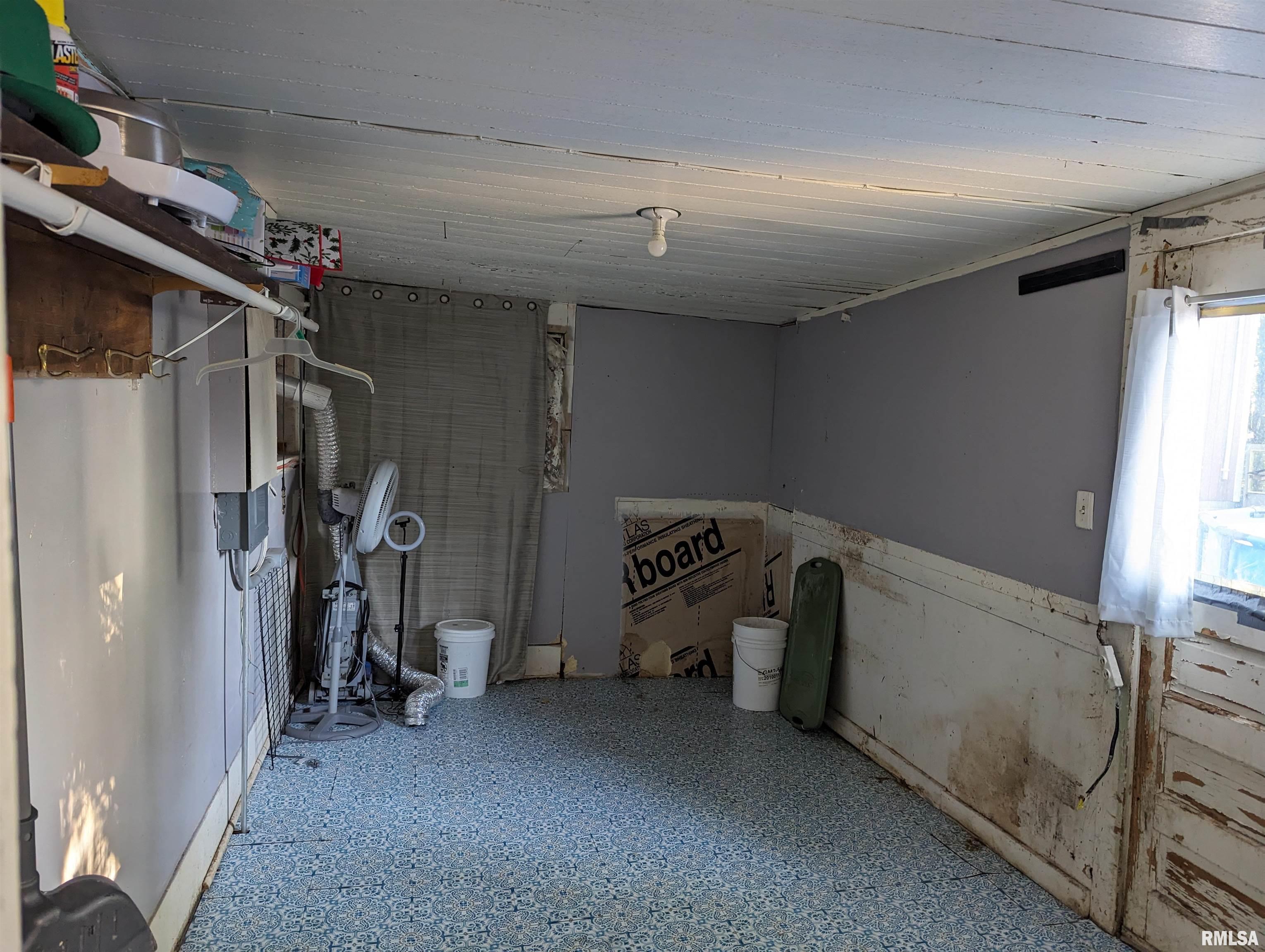 15 North Main Street Basco, IL 62313 - Photo 22 of 28