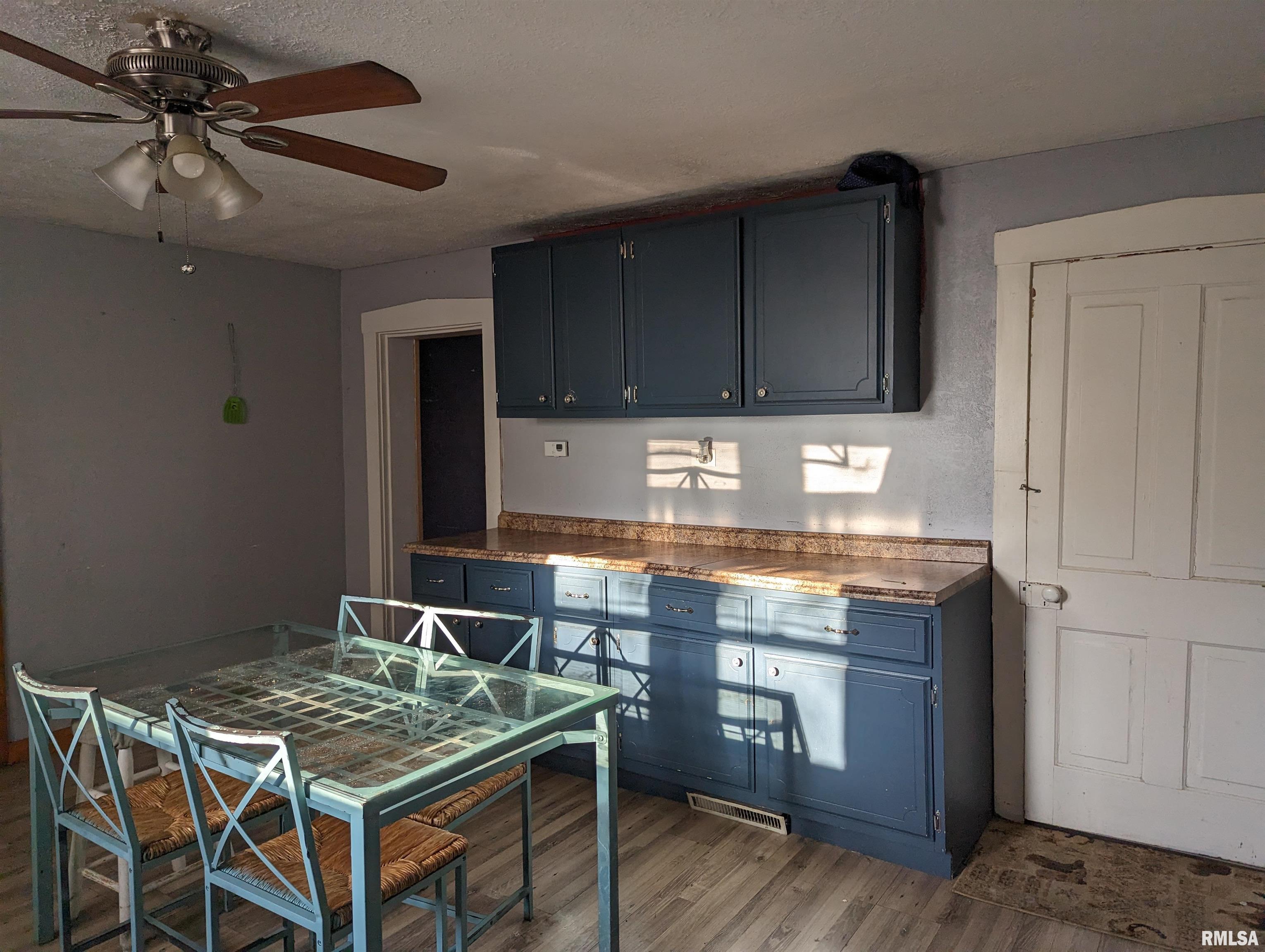 15 North Main Street Basco, IL 62313 - Photo 4 of 28