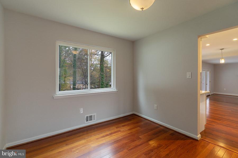13312 Fort Washington Road Fort Washington, MD 20744 - Photo 18 of 30 Dining Room