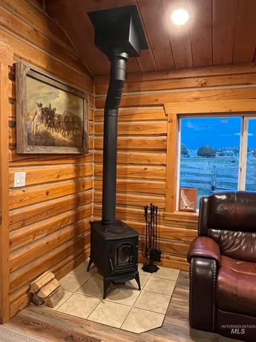 $255,000 | 1215 East 800th Street North, Richfield, ID 83349