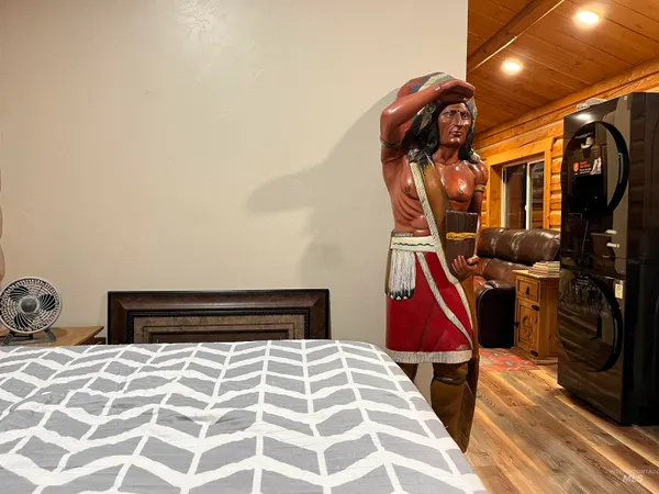 $255,000 | 1215 East 800th Street North, Richfield, ID 83349