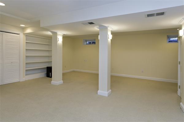 12 Larkin Road, Unit 12 Brookline, MA 02467 - Photo 7 of 8