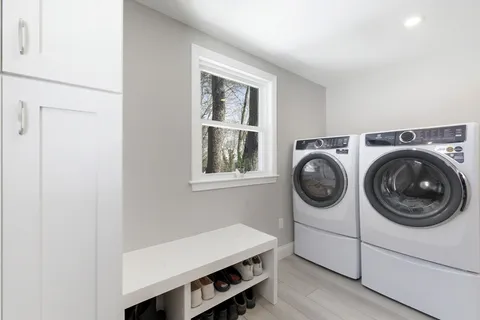$879,900 | 43 Woodside Lane, Arlington, MA 02474