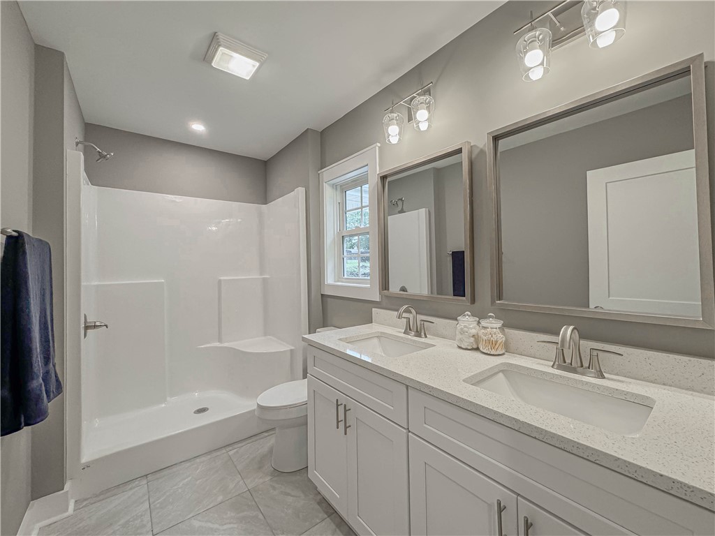 107 West Wesley Street Walhalla, SC 29691 - Photo 22 of 49