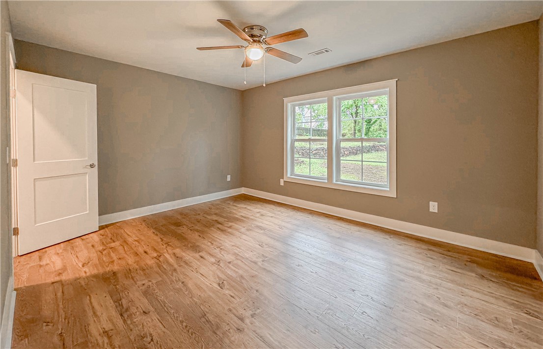 107 West Wesley Street Walhalla, SC 29691 - Photo 34 of 49