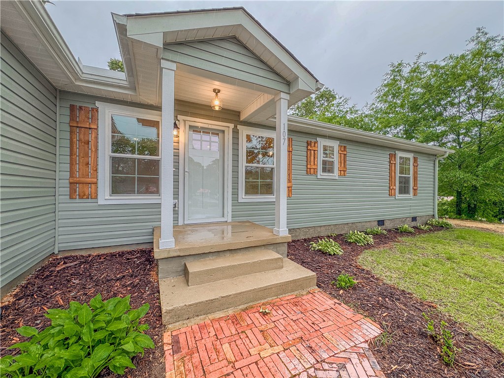 107 West Wesley Street Walhalla, SC 29691 - Photo 6 of 49