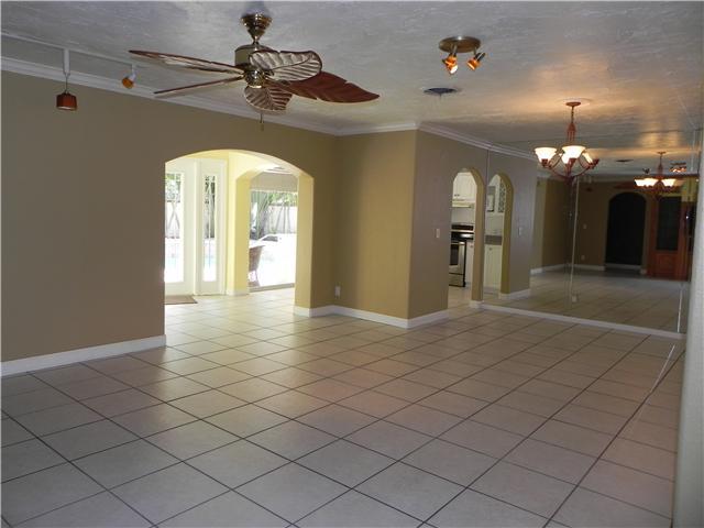 61 Willow Road Tequesta, FL 33469 - Photo 5 of 22 Additional Photo