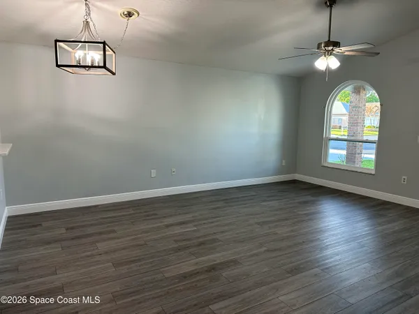 $2,000 | 976 South Fork Circle, Melbourne, FL 32901