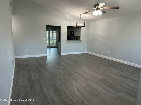 $2,000 | 976 South Fork Circle, Melbourne, FL 32901