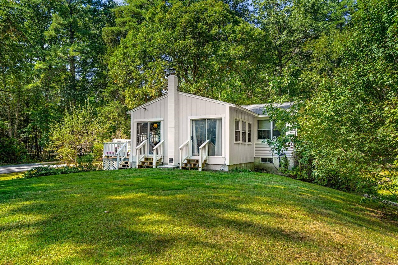 37 Baboosic Lake Road Amherst, NH 03031 - Photo 32 of 47
