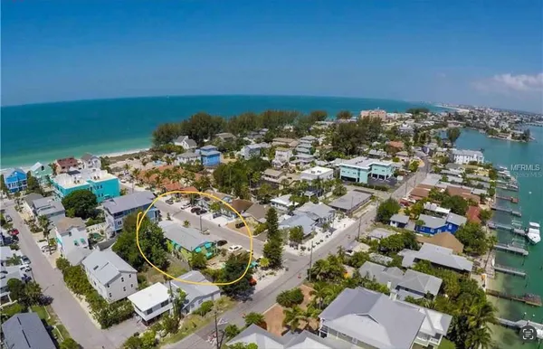$1,550 | 61 81st Avenue, Unit 2, Treasure Island, FL 33706