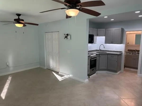 $1,550 | 61 81st Avenue, Unit 2, Treasure Island, FL 33706
