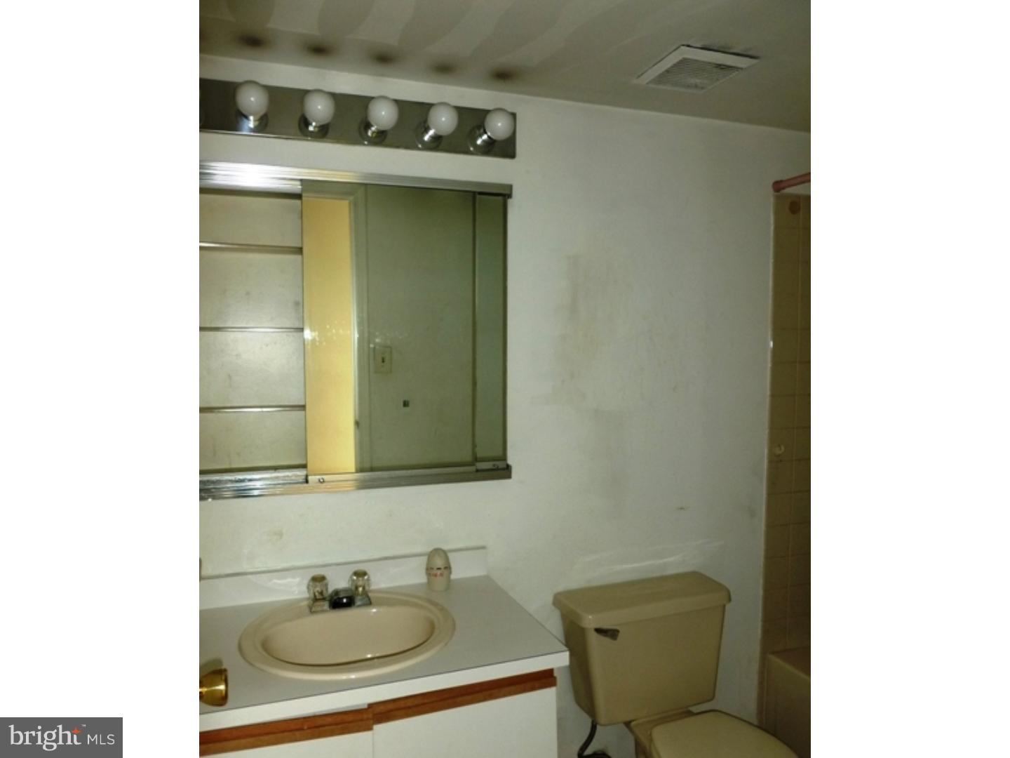 301 Byberry Road, Unit G25 Philadelphia, PA 19116 - Photo 14 of 21 Gallery Image 14