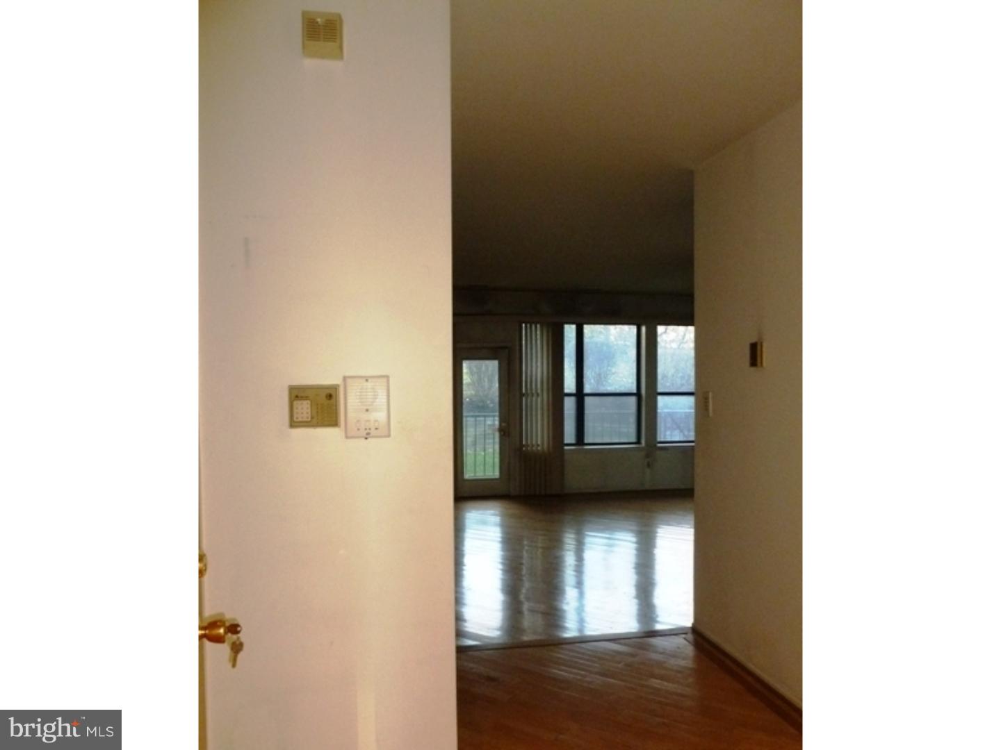 301 Byberry Road, Unit G25 Philadelphia, PA 19116 - Photo 4 of 21 Gallery Image 4