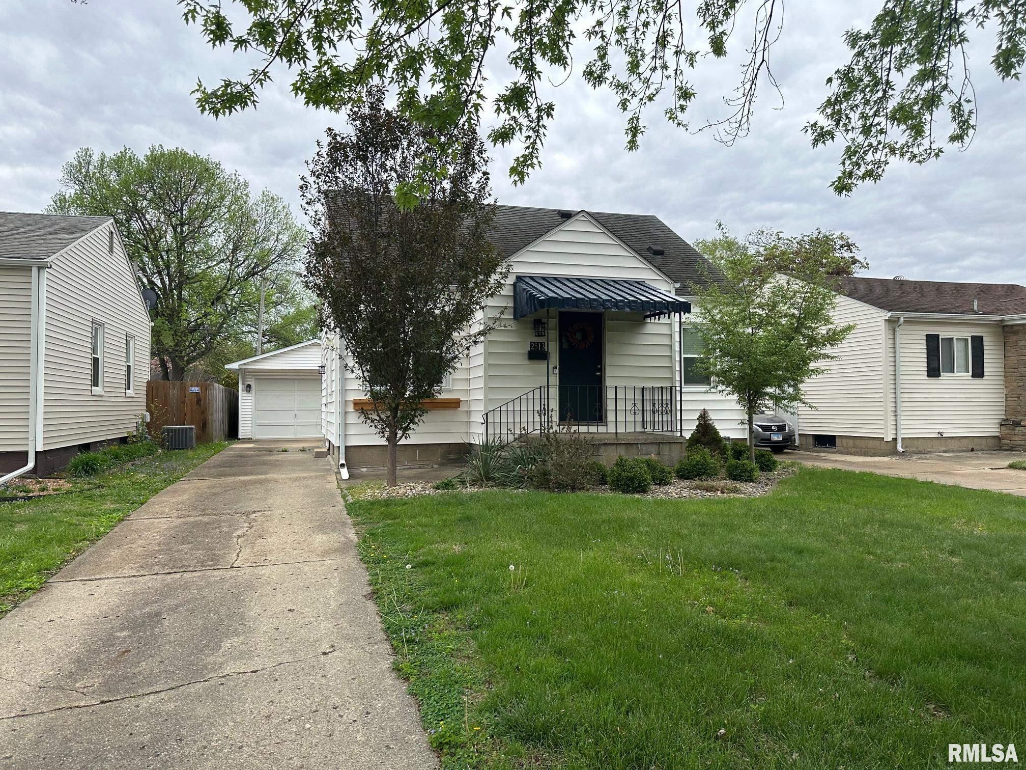 2513 South Pasfield Street Springfield, IL 62704 - Photo 1 of 1