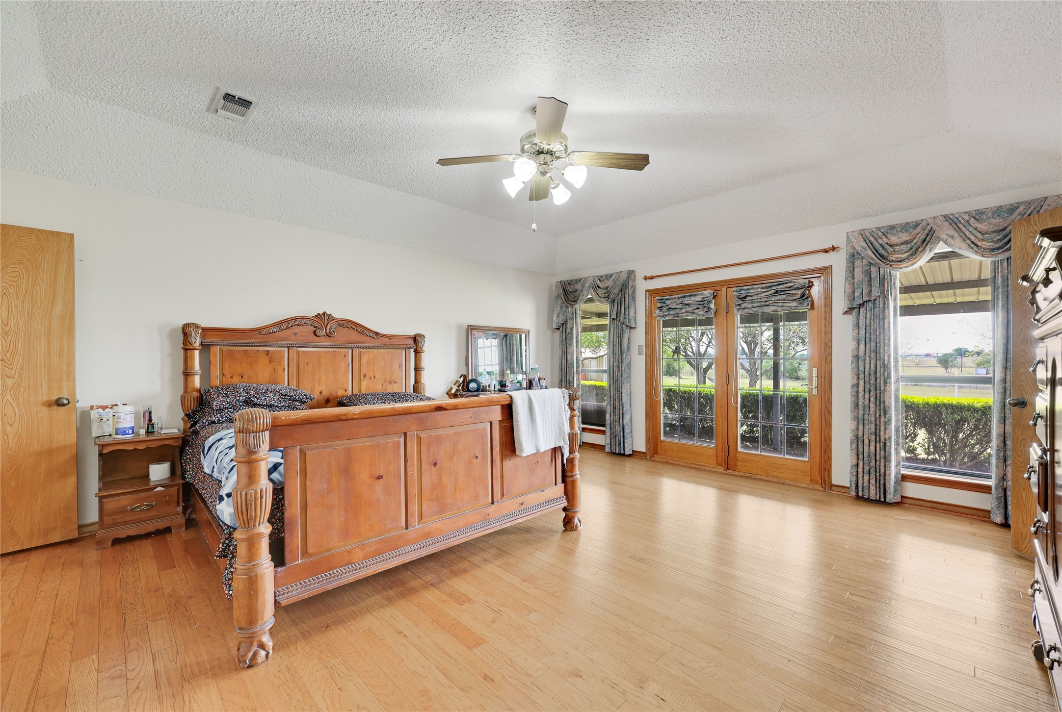 1931 Rowe Loop Pflugerville, TX 78660 - Photo 20 of 40 Gallery Image 20