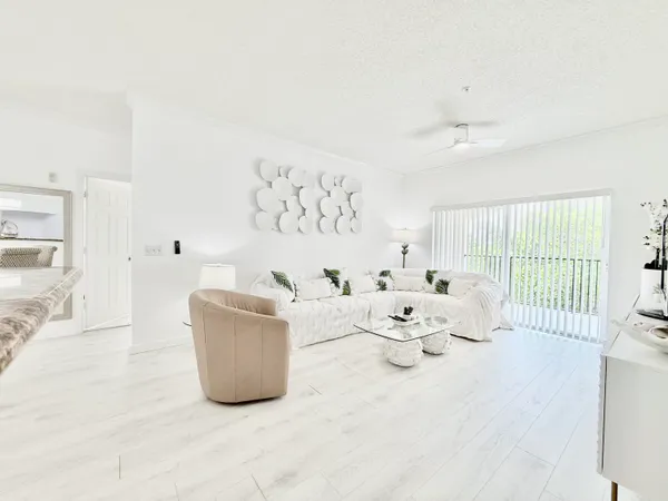 $3,500 | 4404 Tuscany Way, Unit 4404, Boynton Beach, FL 33435