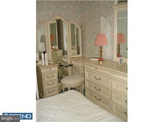 9205 Pine Road Philadelphia, PA 19115 - Photo 10 of 11