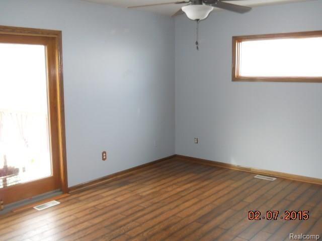 10845 Stark Road Livonia, MI 48150 - Photo 6 of 18 bedroom 2.jpg