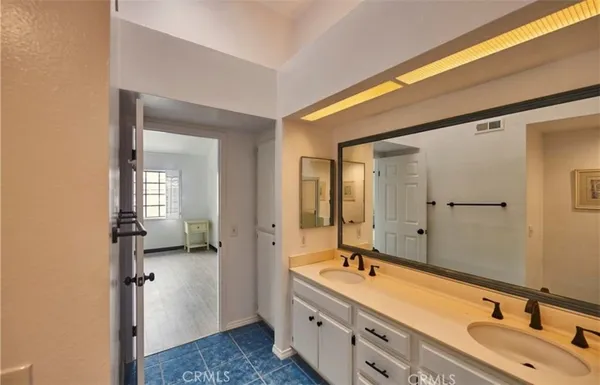 $789,500 | 8132 Atwater Circle, Unit 202, Huntington Beach, CA 92646