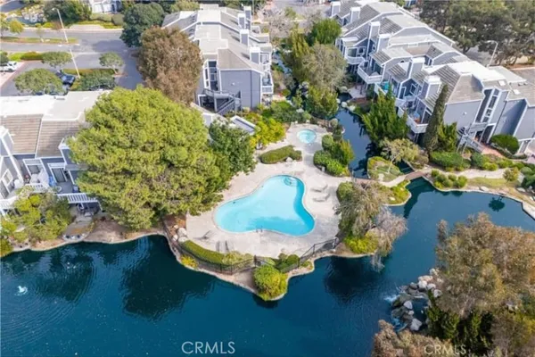 $789,500 | 8132 Atwater Circle, Unit 202, Huntington Beach, CA 92646