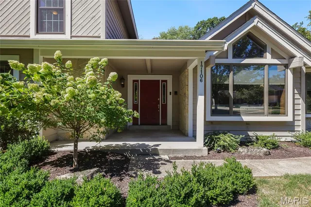 $720,000 | 17106 Chaise Ridge Road, Chesterfield, MO 63005