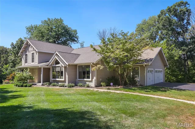 $720,000 | 17106 Chaise Ridge Road, Chesterfield, MO 63005
