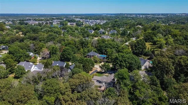 $720,000 | 17106 Chaise Ridge Road, Chesterfield, MO 63005