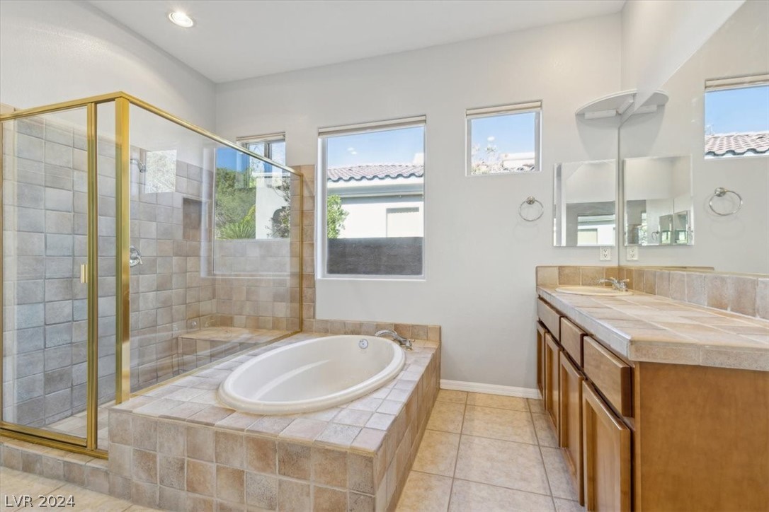 40 Emerald Dunes Circle Henderson, NV 89052 - Photo 30 of 46