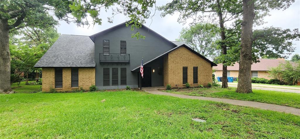 606 Queens Road Denison, TX 75020 - Photo 1 of 37