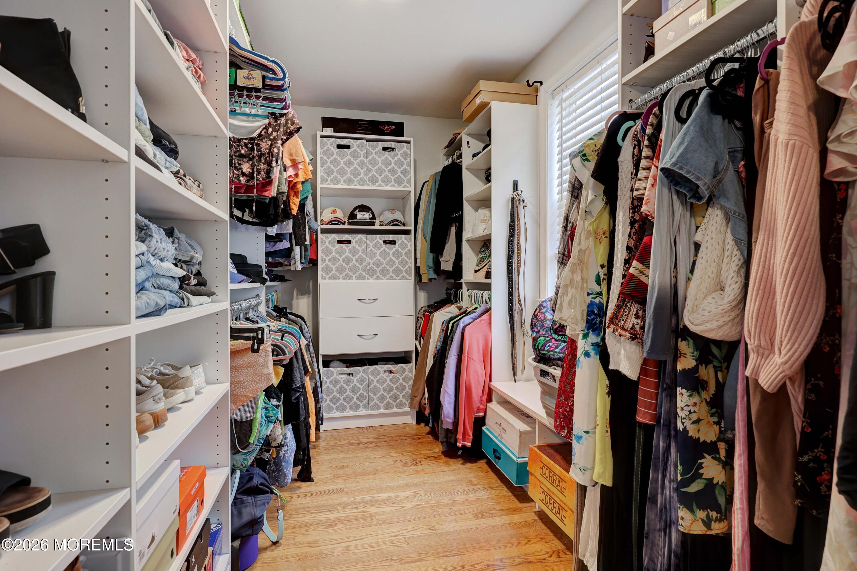 9 Amanda Lane Howell, NJ 07731 - Photo 19 of 29 758A6896_8