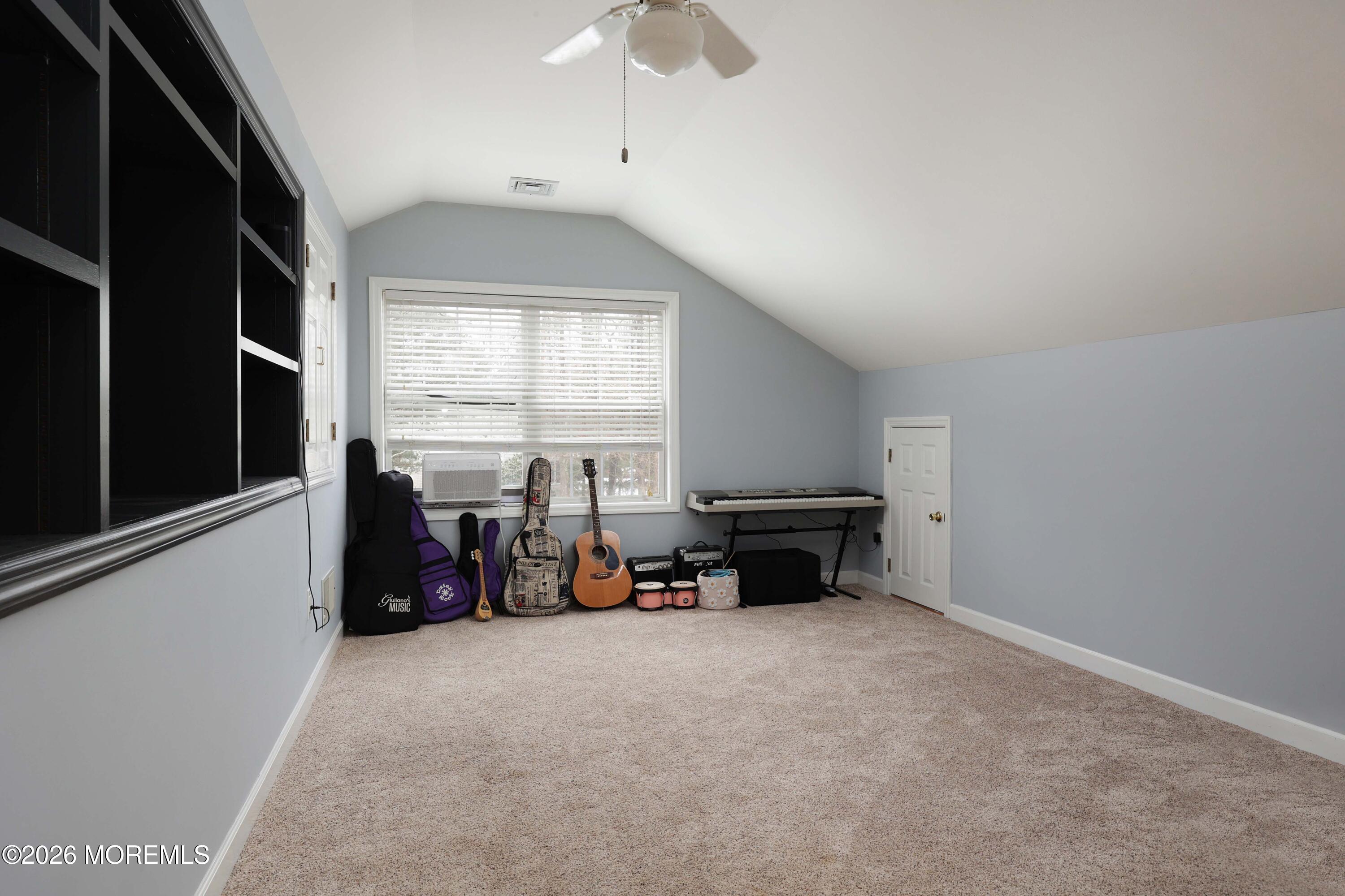 9 Amanda Lane Howell, NJ 07731 - Photo 21 of 29 758A6866