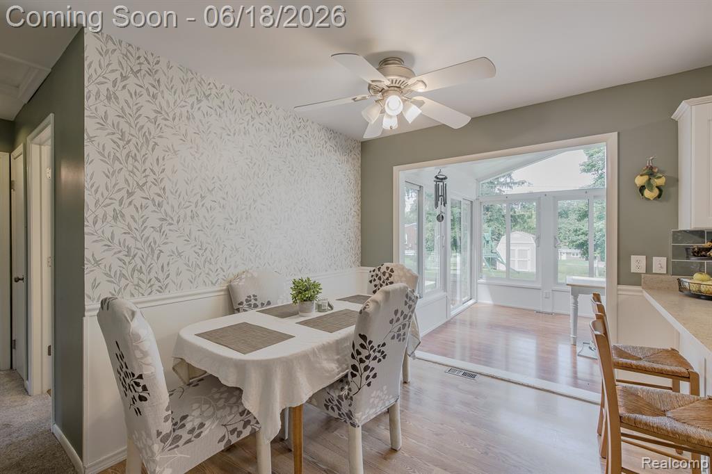 880 Joslyn Road Lake Orion, MI 48362 - Photo 7 of 45