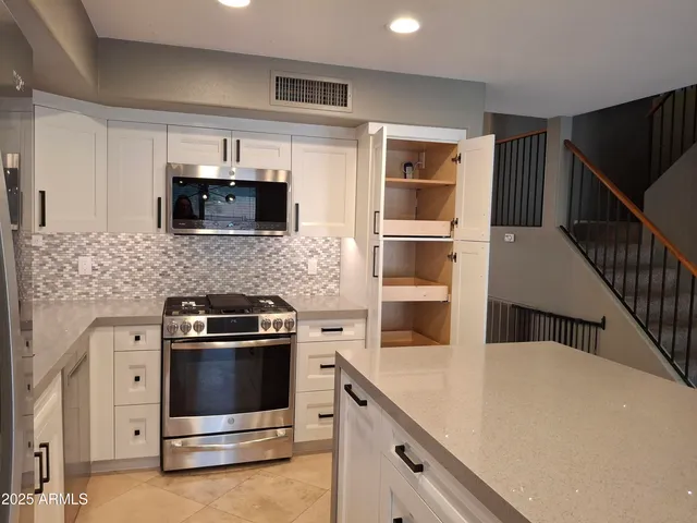 $3,695 | 4520 East Mossman Drive, Phoenix, AZ 85050