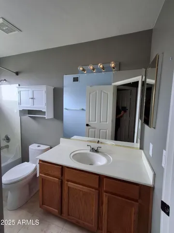 $3,695 | 4520 East Mossman Drive, Phoenix, AZ 85050