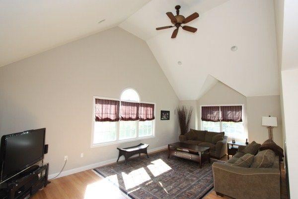 19 Benjamin Lane Reading, MA 01867 - Photo 15 of 28