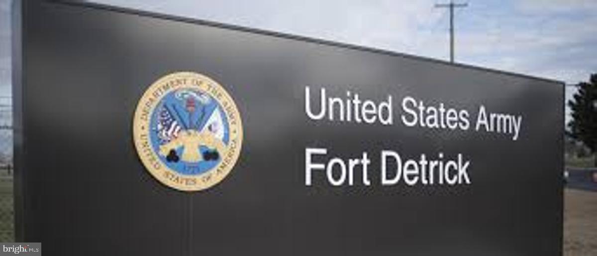 106 Princetown Drive, Unit 5B Frederick, MD 21702 - Photo 30 of 38 a view of a entryway