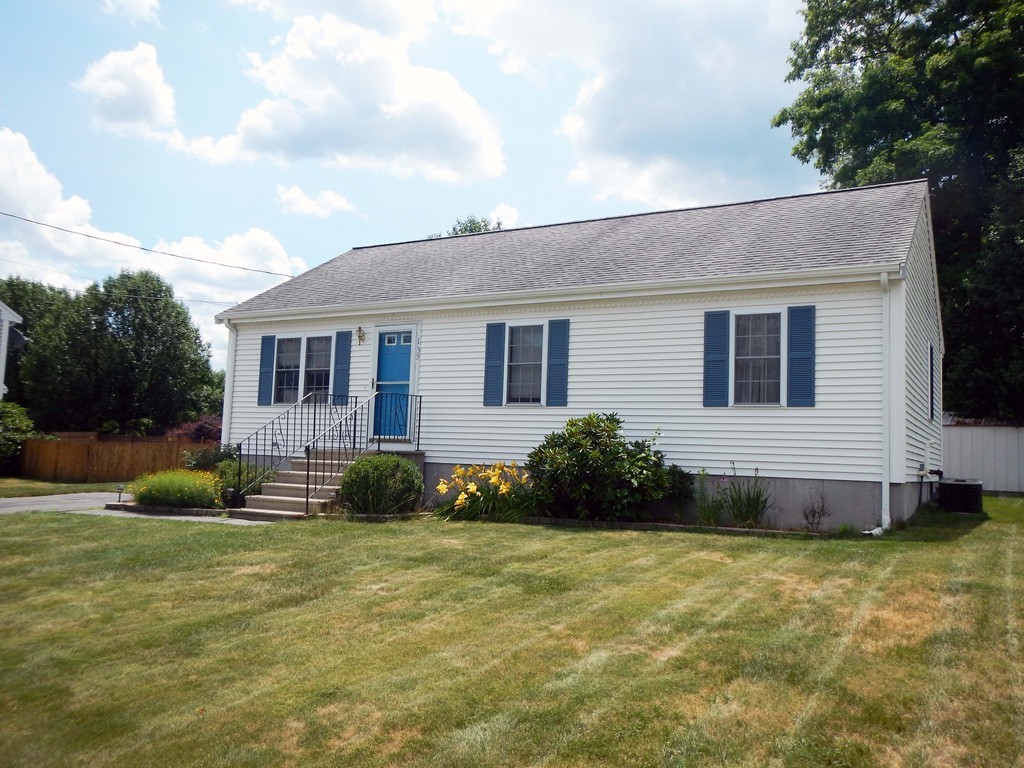135 Morrison Road Taunton, MA 02718 - Photo 1 of 20