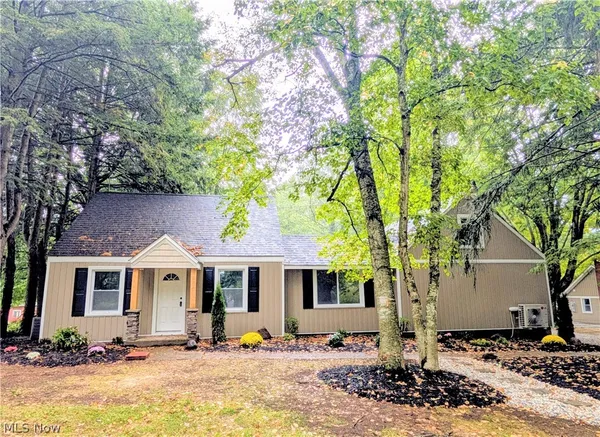 $369,900 | 1739 East Turkeyfoot Lake Road, Akron, OH 44312